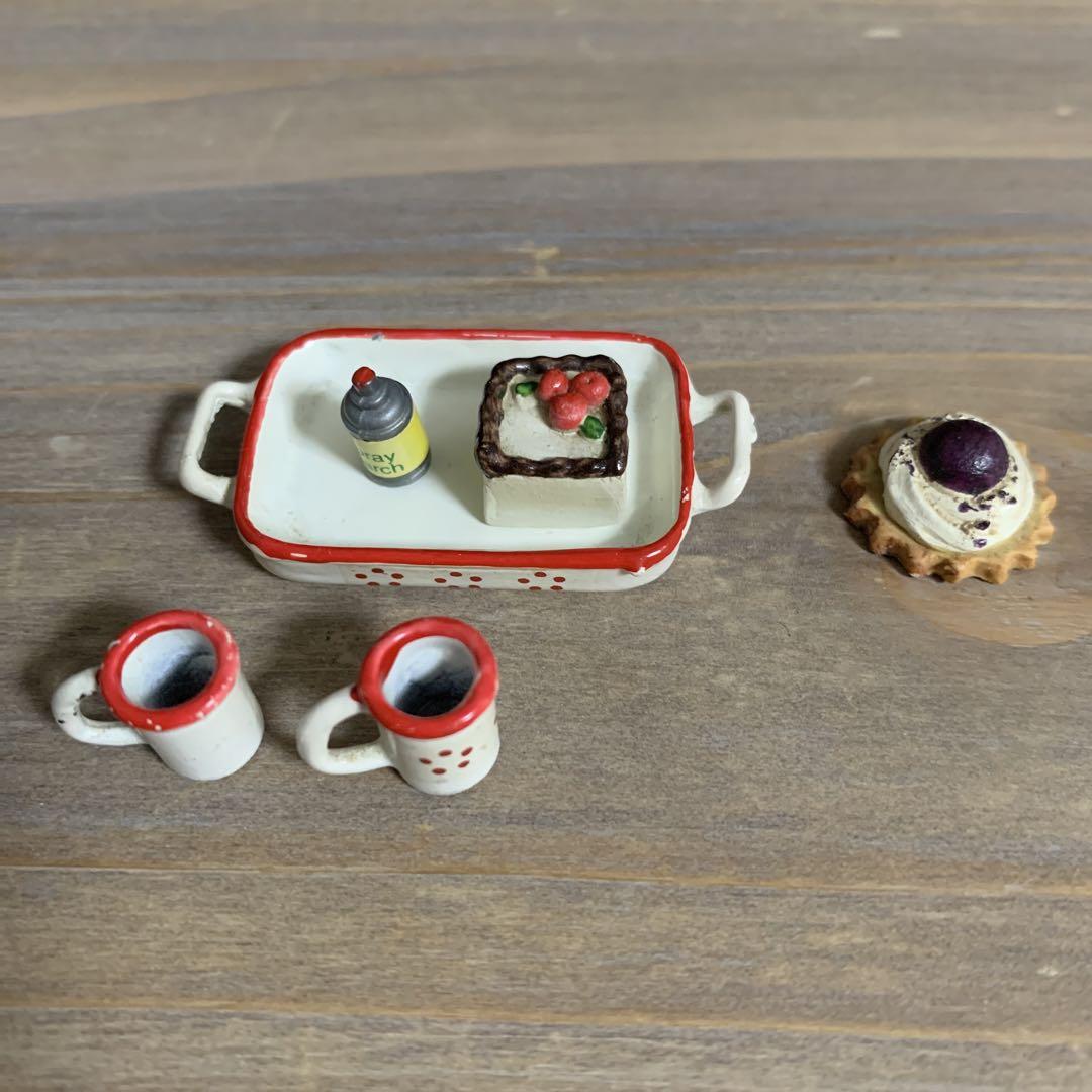 トールペイント作品　クリスマスベア　Debbie Cole,CDA参考　飾り皿 トールペイント作品 ベアーのクリスマス