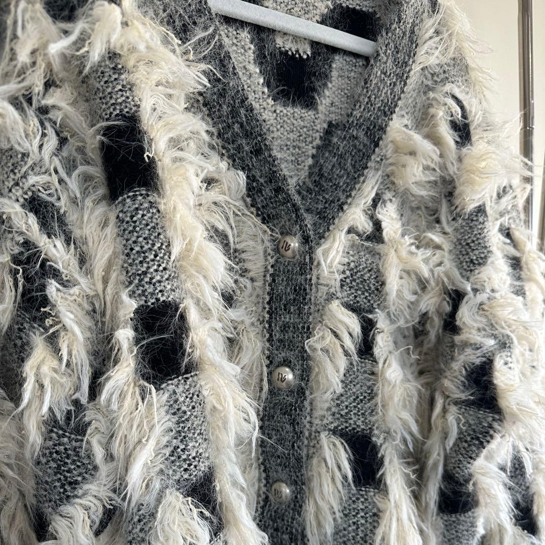 【新品】定価3万 LalliaMu ジャガードニットカーディガン 【新品】定価3万 LalliaMu ジャガードニットカーディガン