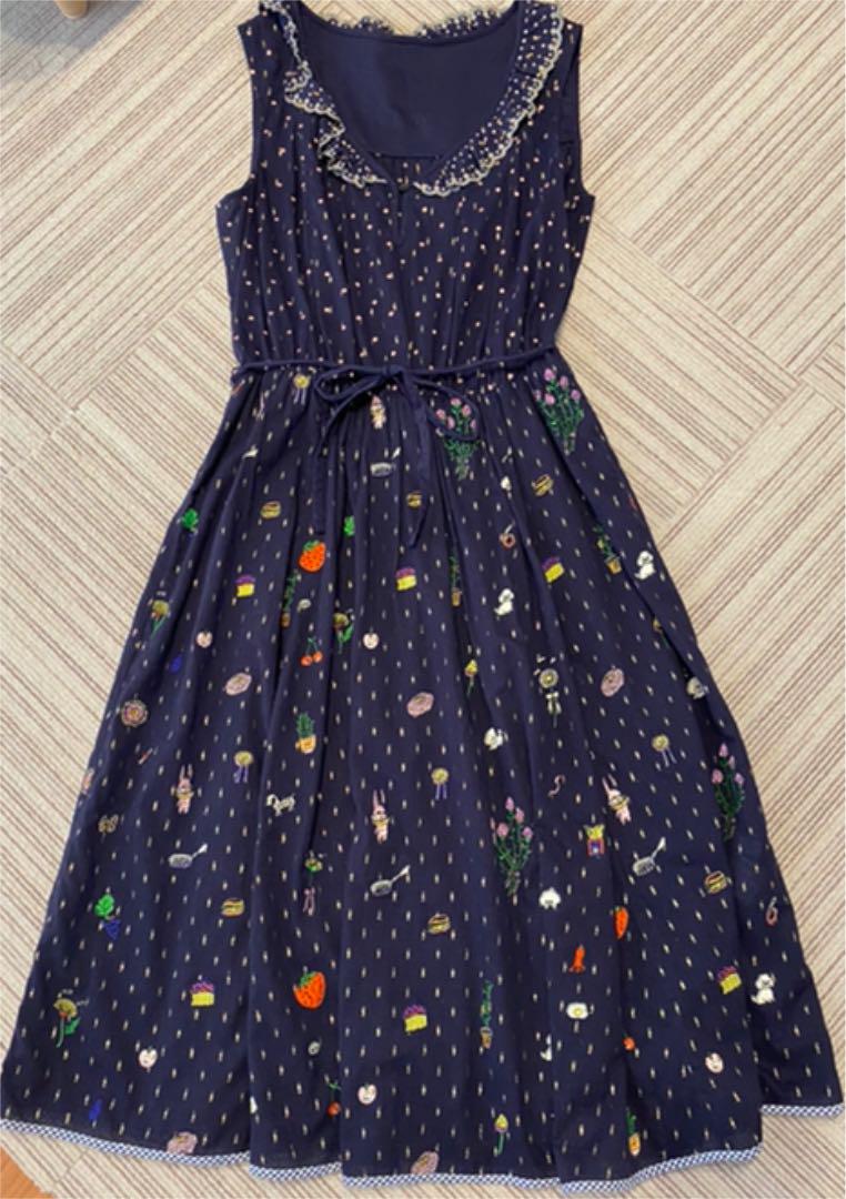 ブラック系,M売れ筋新商品 フランシュリッペ☆ラメ刺繍のワンピース 激安大セール ★新品★MAX&Co. シルクシフォンドレスワンピース 蝶柄 グリーン M ひざ丈ワンピース