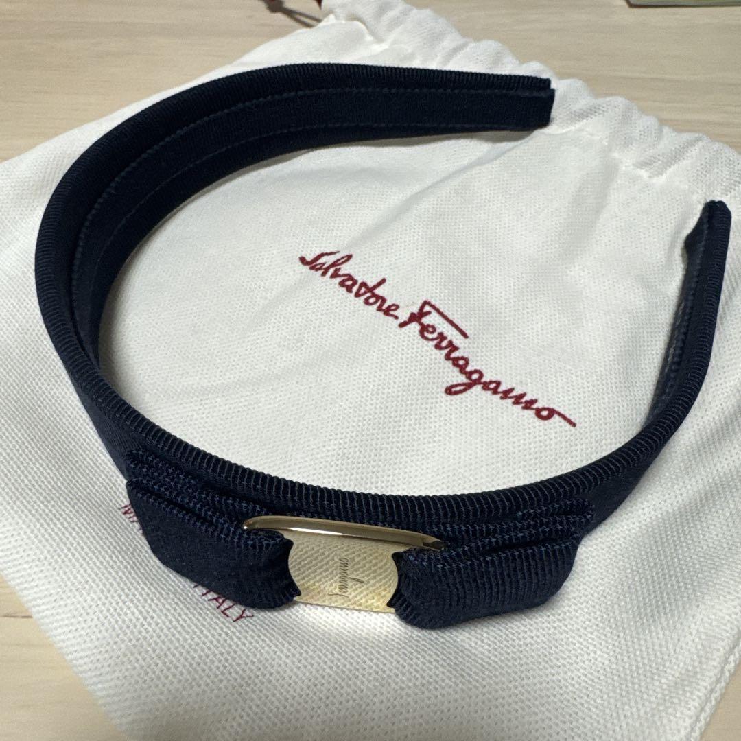 カチューシャ(Ferragamo)