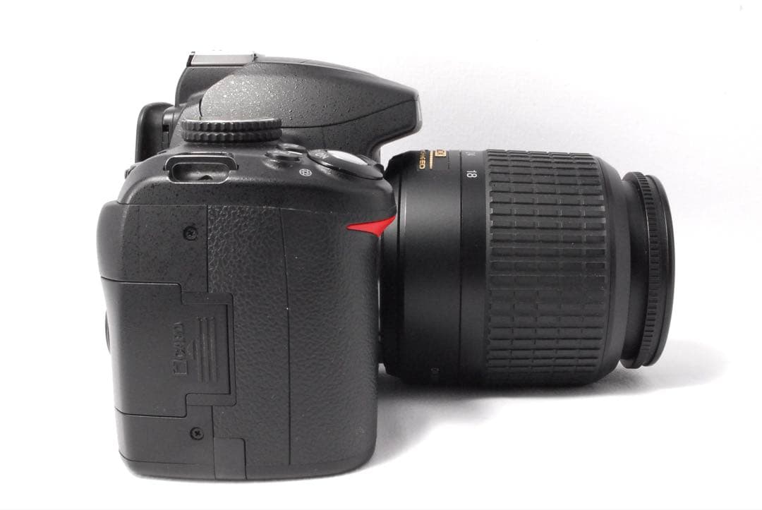 届いてすぐ使える✨Nikon D3000 簡単操作で高画質撮影 ✨スマホ転送可✨ 届いてすぐ使える✨Nikon D3000 簡単操作で高画質撮影 ✨スマホ転送可✨