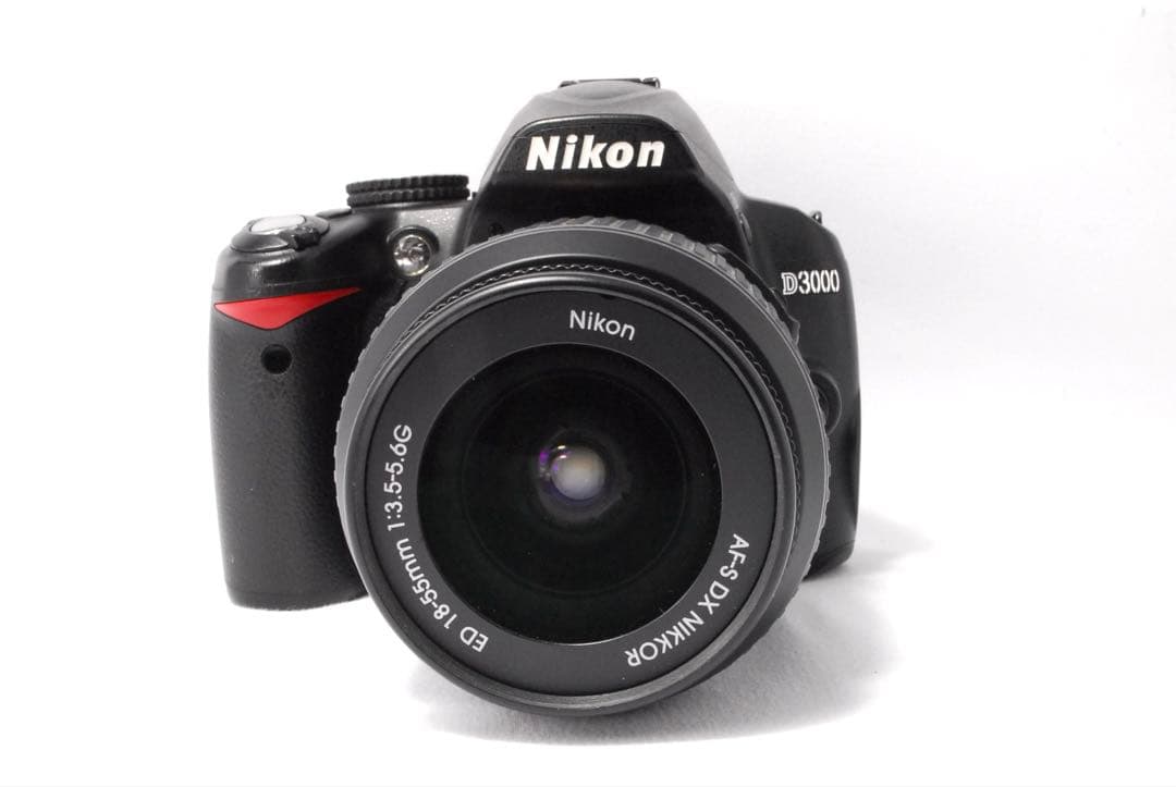 届いてすぐ使える✨Nikon D3000 簡単操作で高画質撮影 ✨スマホ転送可✨ 届いてすぐ使える✨Nikon D3000 簡単操作で高画質撮影 ✨スマホ転送可✨