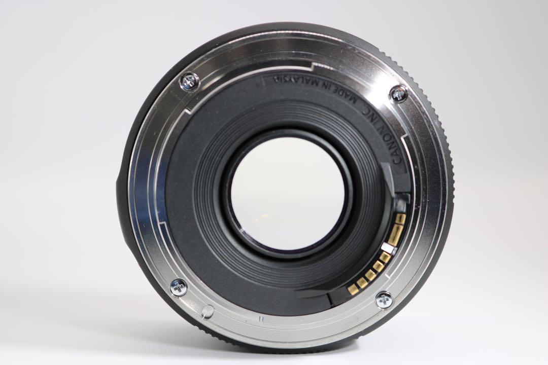 美品 【Canon EF50mm F1.8 STM】 単焦点レンズ　安心取引