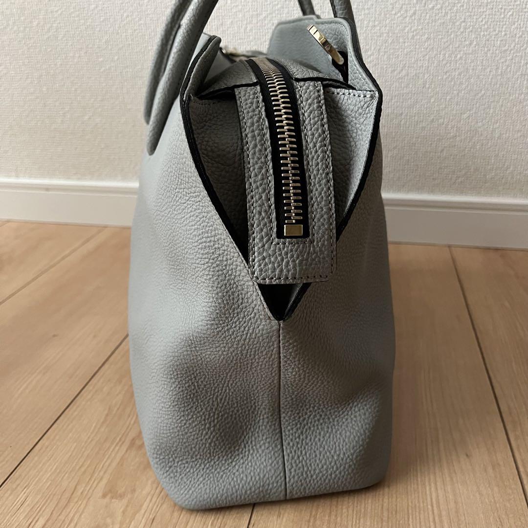 ✨️極美品✨️ epoi リツ　ショルダーバッグ グレー レザー