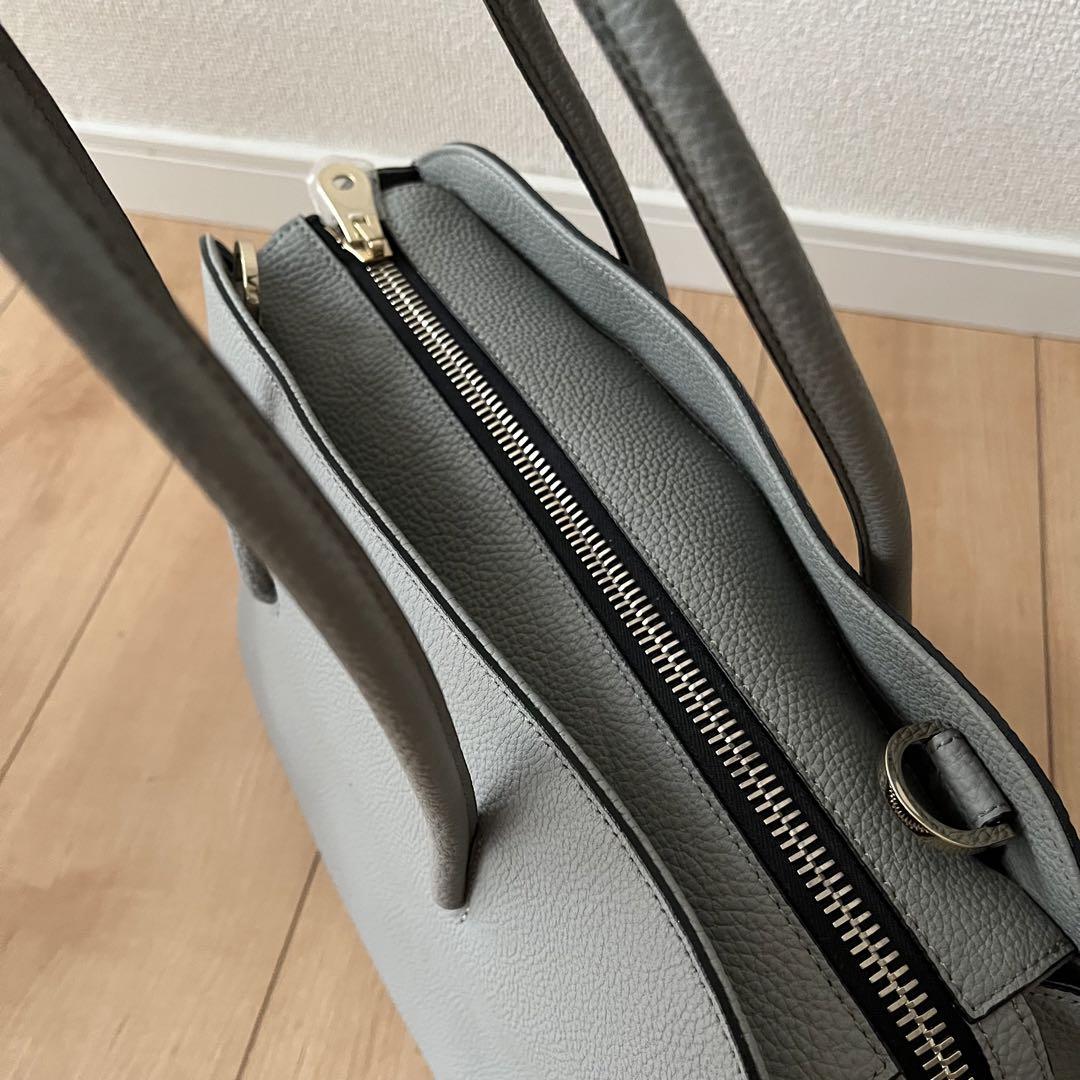 ✨️極美品✨️ epoi リツ　ショルダーバッグ グレー レザー
