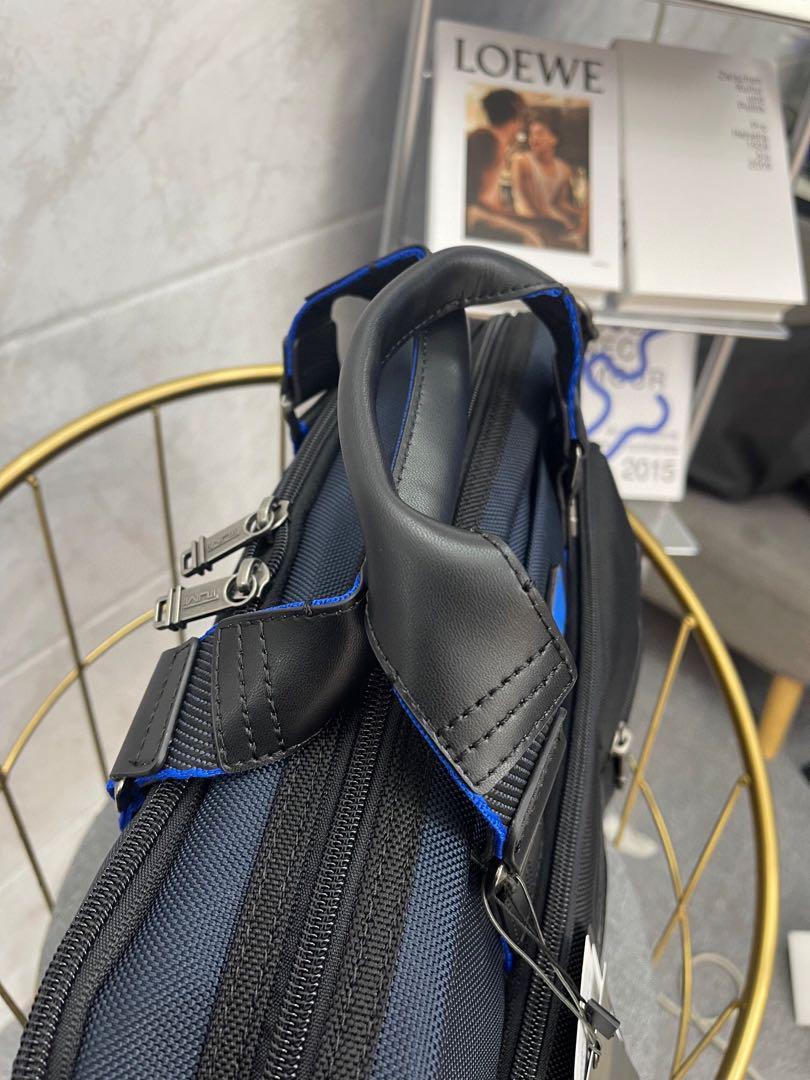 TUMI メンズ ビジネス ブリーフケース ネイビーブルー 2223640