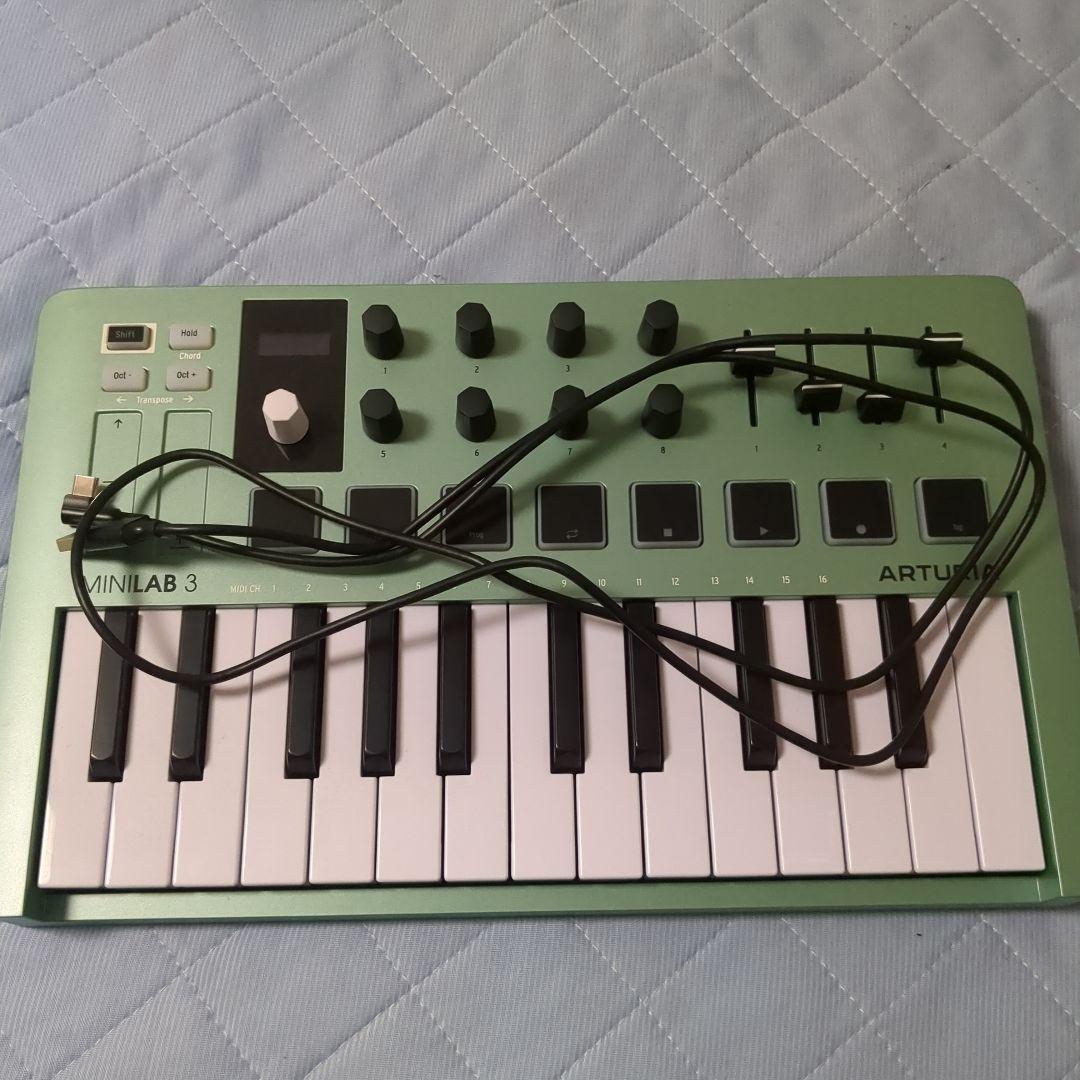 ARTURIA MINILAB 3 MIDIコントローラー