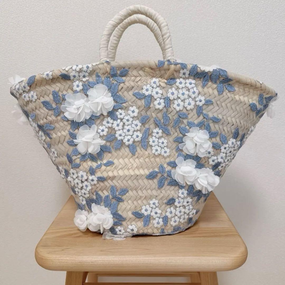 カテリーナベルティーニ 花刺繍カゴバッグ
