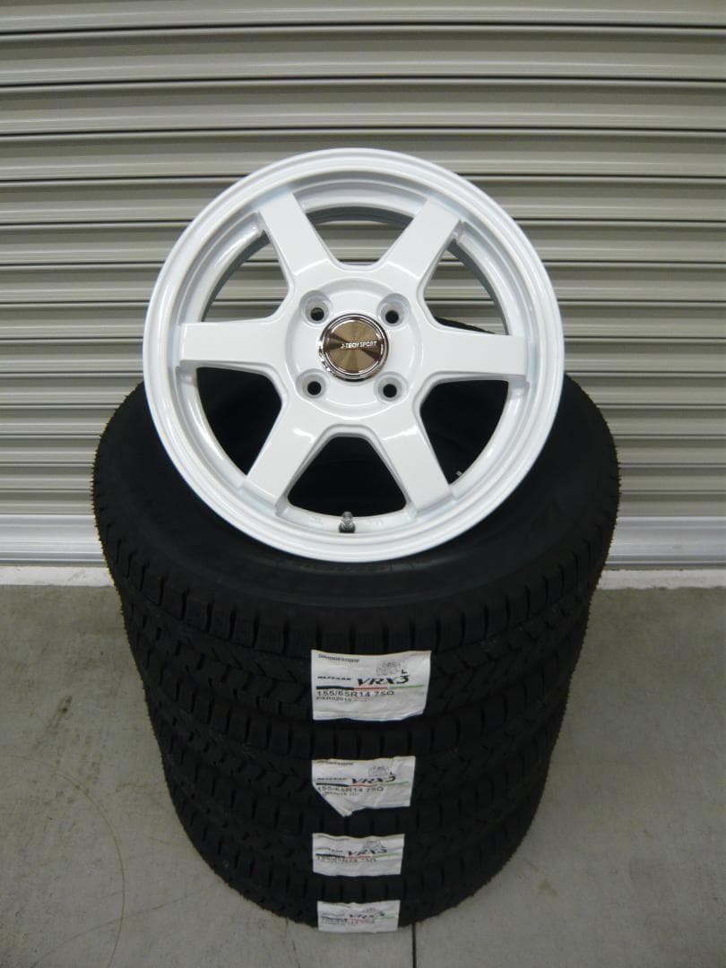 送料込☆ブリヂストンVRX3☆155/65R14☆スタッドレス☆軽自動車