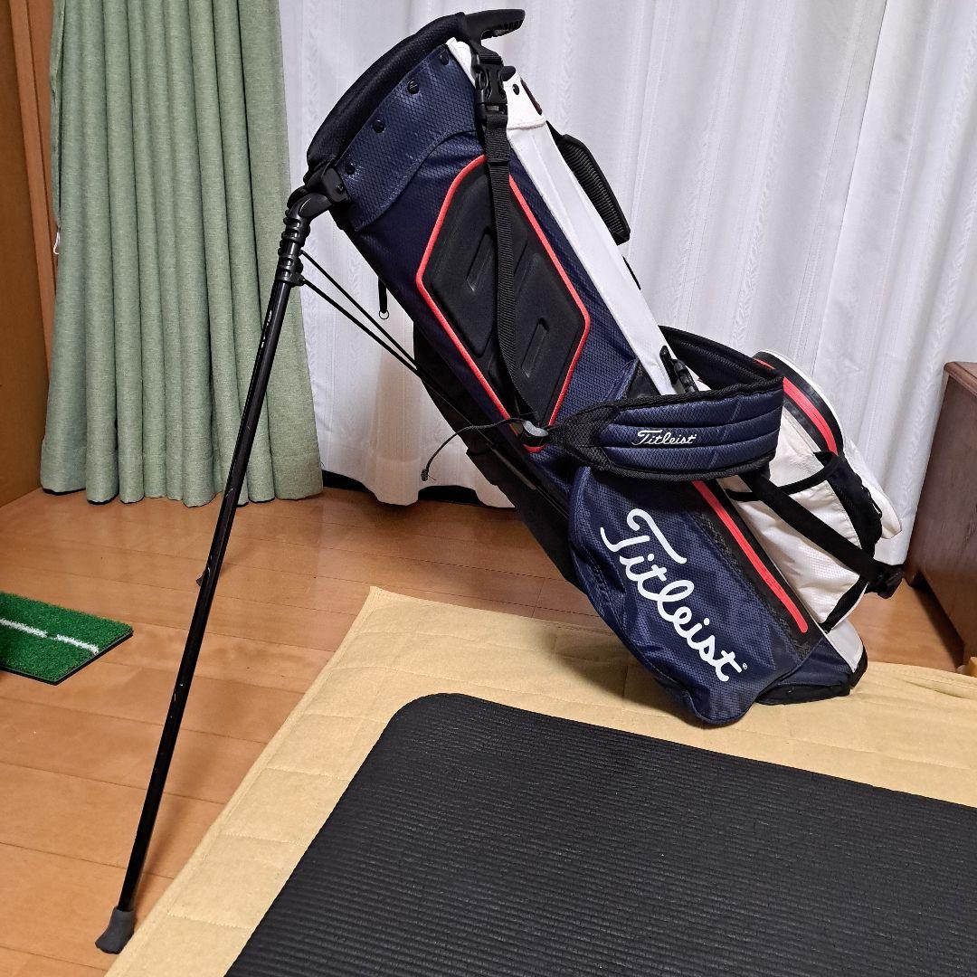 タイトリストキャディバックスタンド式。8.5インチ
