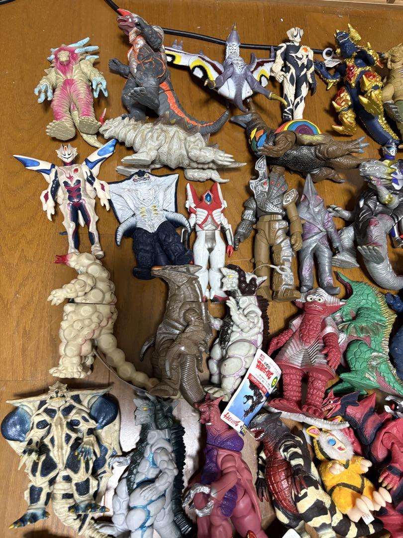 ウルトラ怪獣シリーズ　ウルトラマンティガ　ダイナ　ガイア　セット