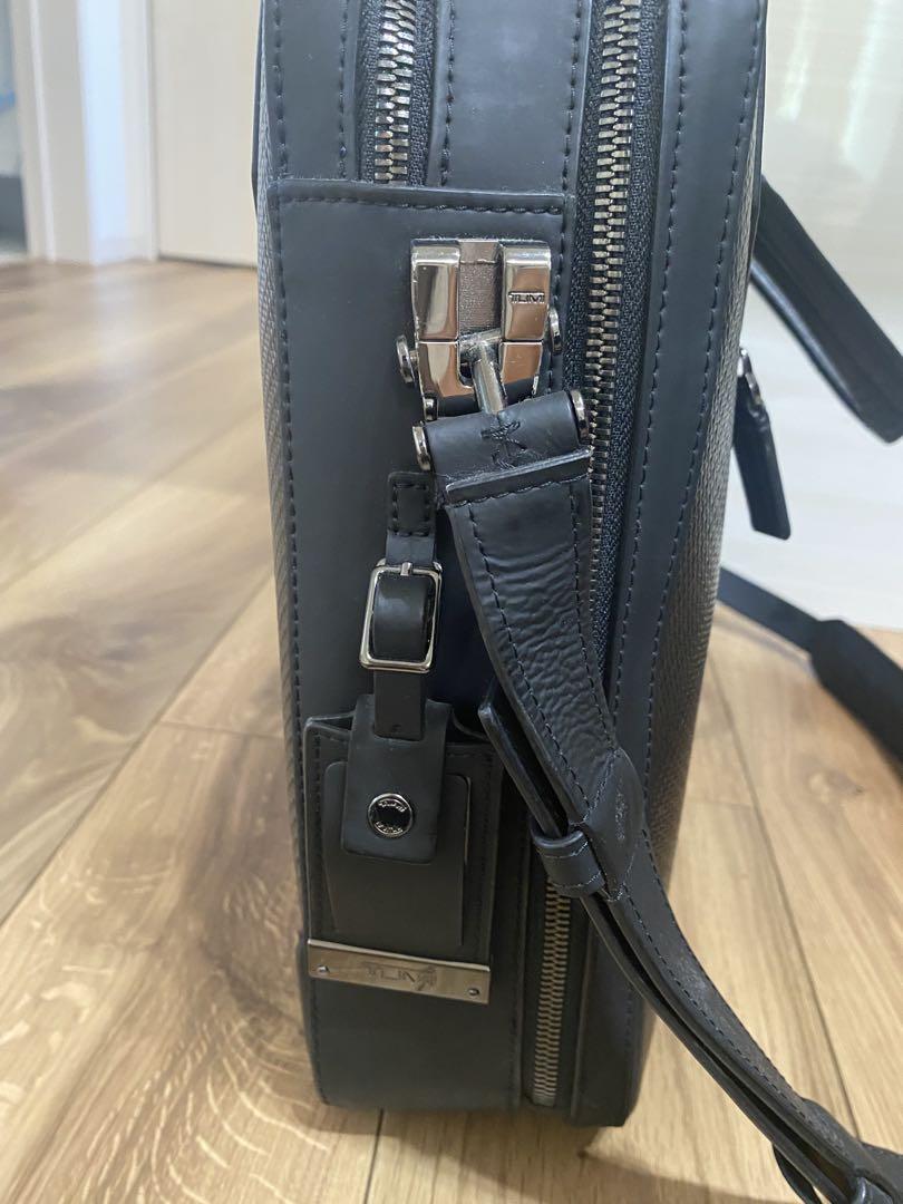TUMI ビジネスバッグ ブラック A4対応