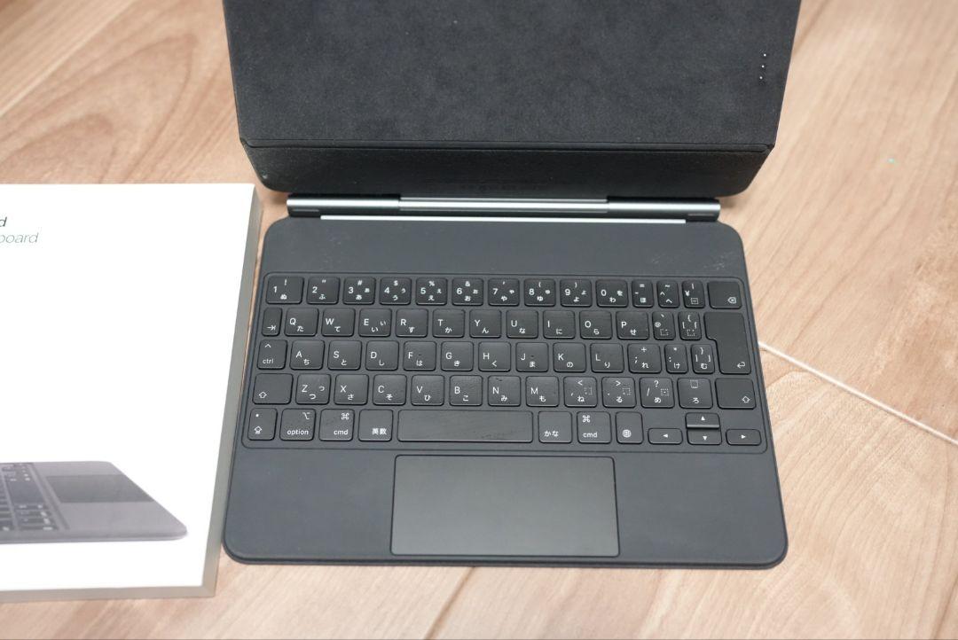【中古品】Magic Keyboard A2261 MXQT2J/A 11インチ Apple(アップル) / アップル A2261 11インチiPad用 Magic
