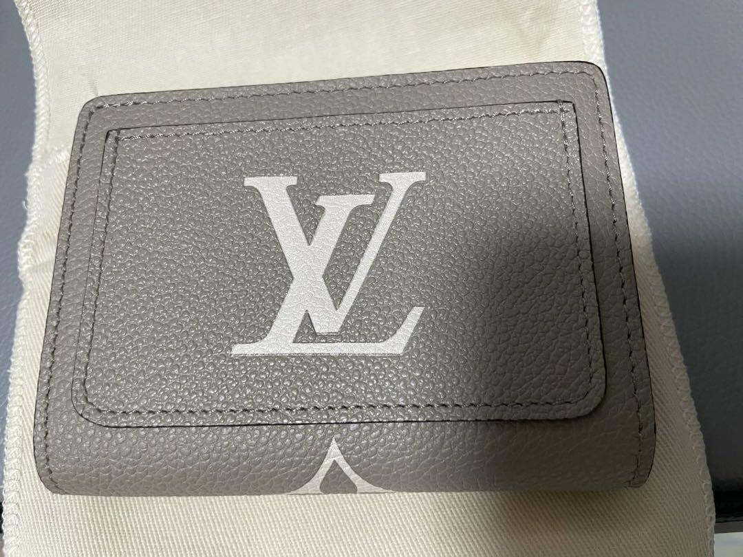 Louis Vuitton ポルトフォイユ・クレア　製品番号： M82370