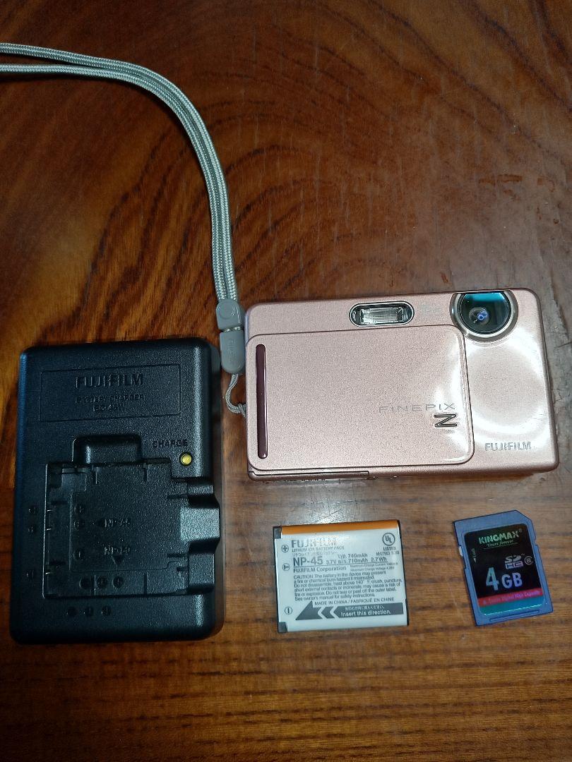 Fujifilm FinePix Z300ピンク SDカード対応 世界初！液晶画面にタッチするだけで写真が撮れる「タッチ