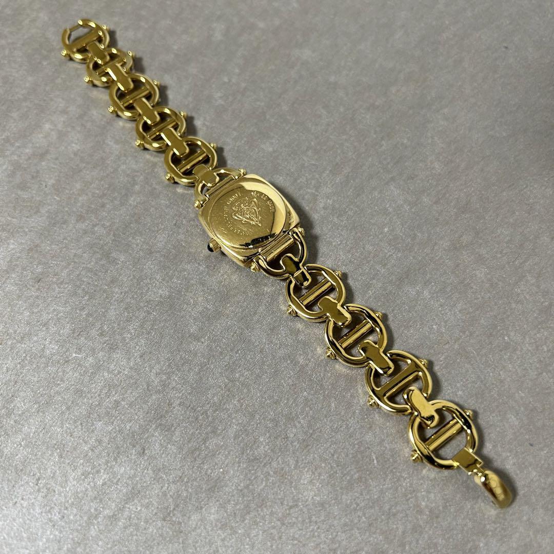 グッチGUCCI 腕時計　6400L オールド　クォーツ時計　希少　レディース