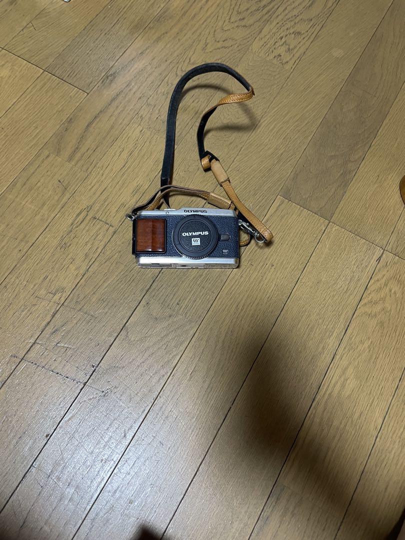 OLYMPUS XZ-1 シルバー レザー ジャンク品
