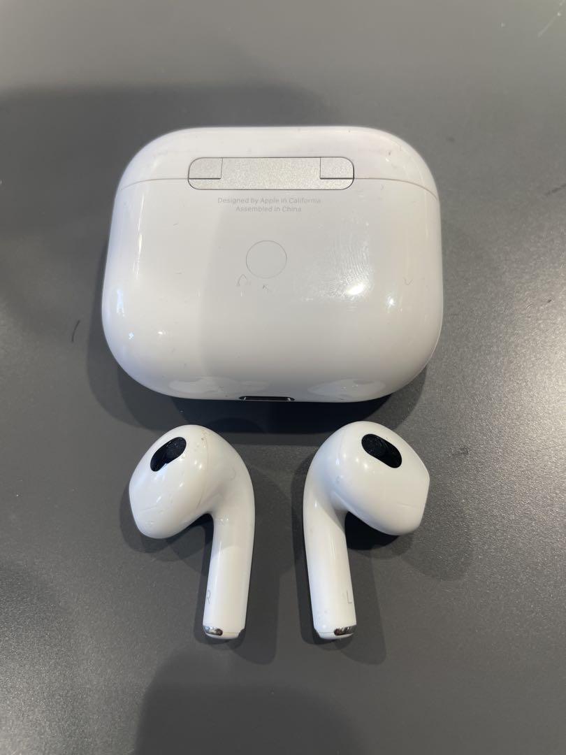 AirPods 第3世代 lightning充電ケース付き 美品 おまけ付き