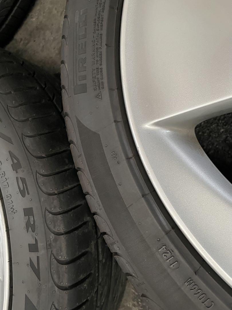 商品説明必読 TOYOTA純正？ZVW30 17インチアルミ タイヤピレリセット