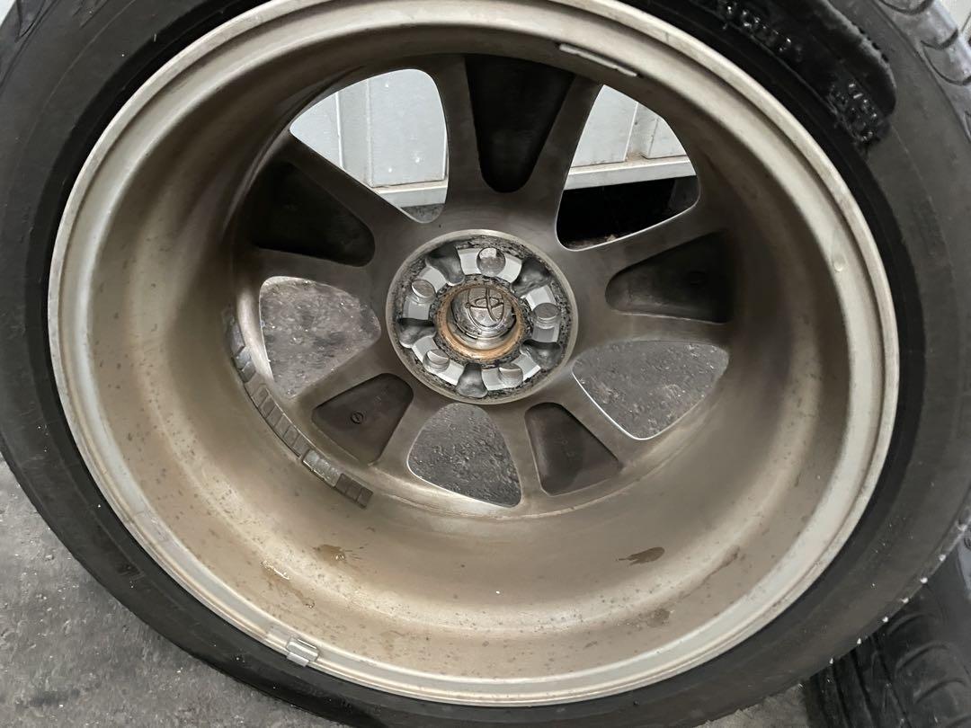 商品説明必読 TOYOTA純正？ZVW30 17インチアルミ タイヤピレリセット
