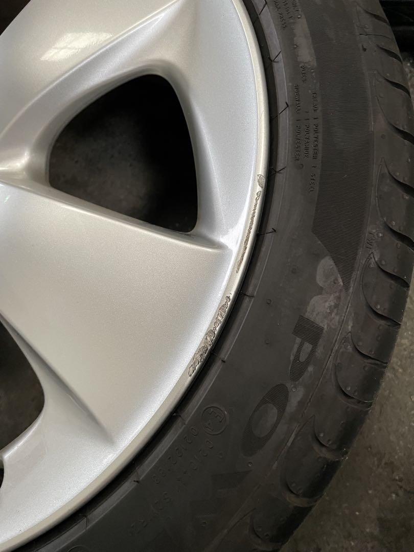 商品説明必読 TOYOTA純正？ZVW30 17インチアルミ タイヤピレリセット