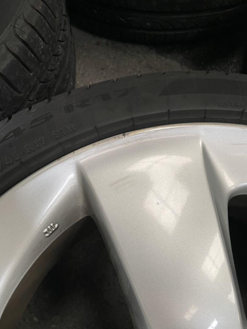商品説明必読 TOYOTA純正？ZVW30 17インチアルミ タイヤピレリセット