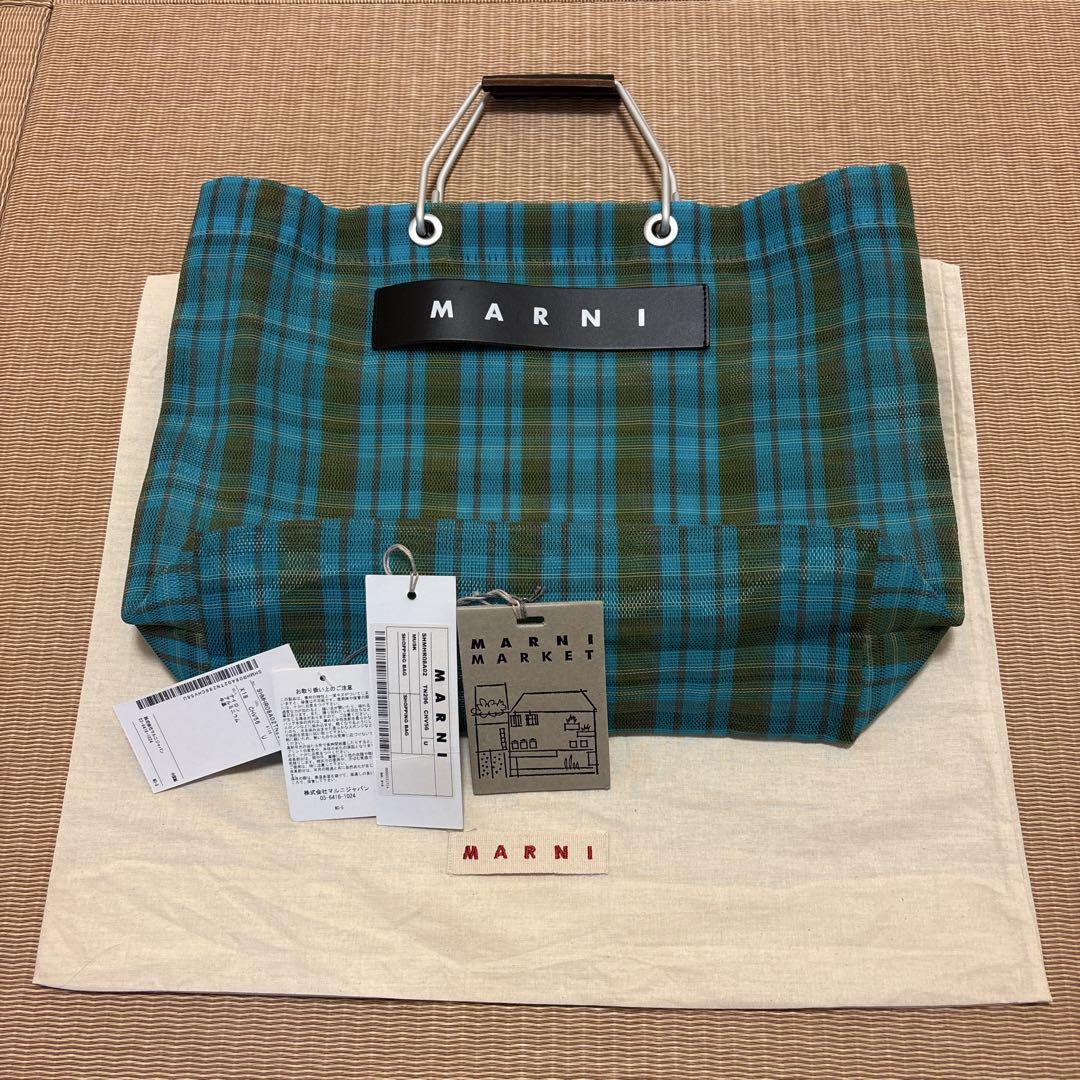 極美品MＡRＮＩマルニマーケットトートバックストライプ