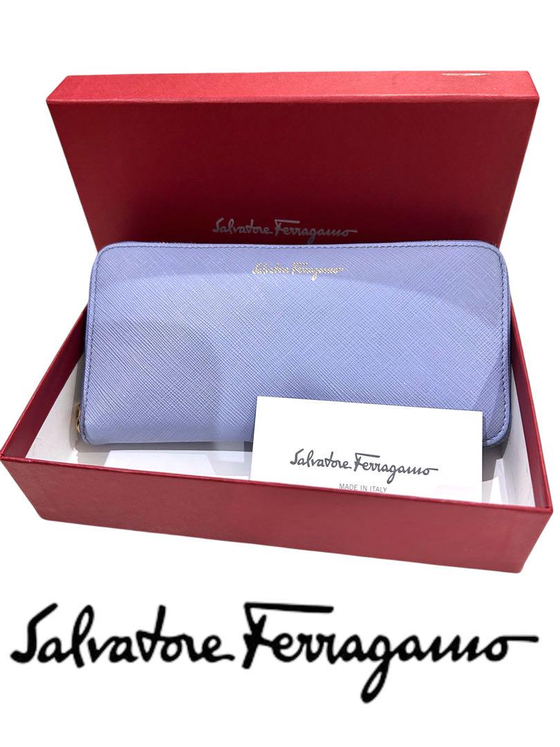 Salvatore Ferragamo ブルー レザー 長財布