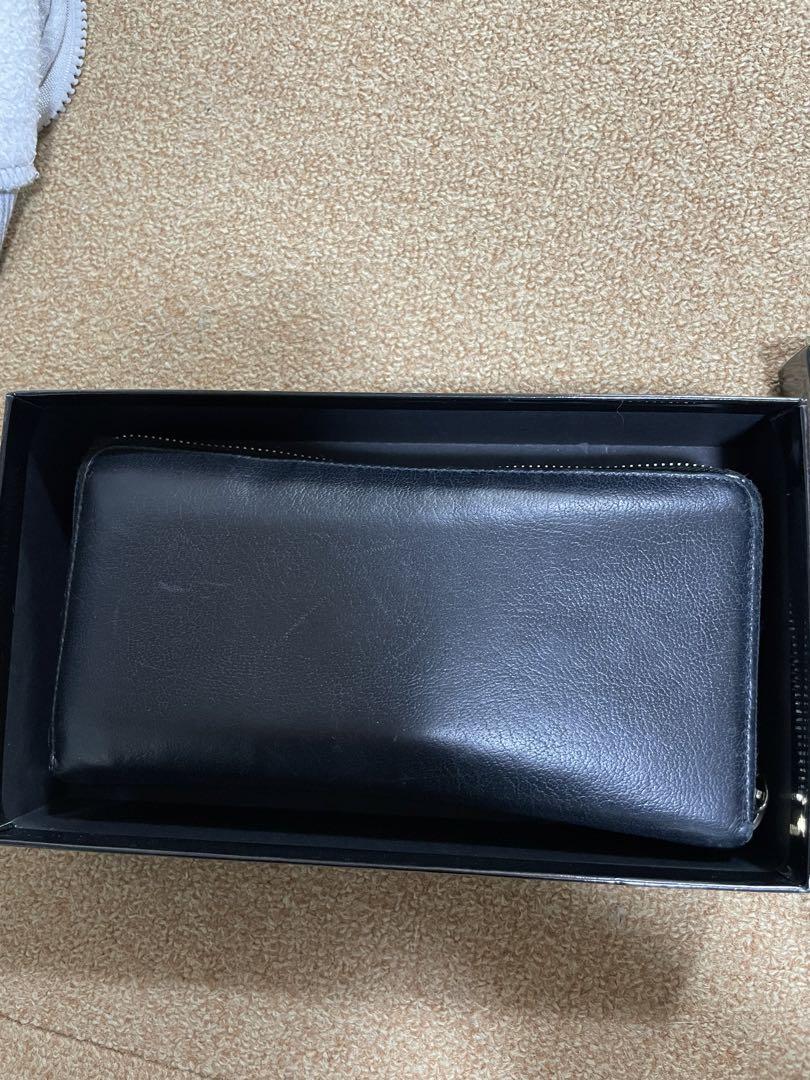 最終値下げイヴ・サンローランYves Saint Laurent ブラック長財布