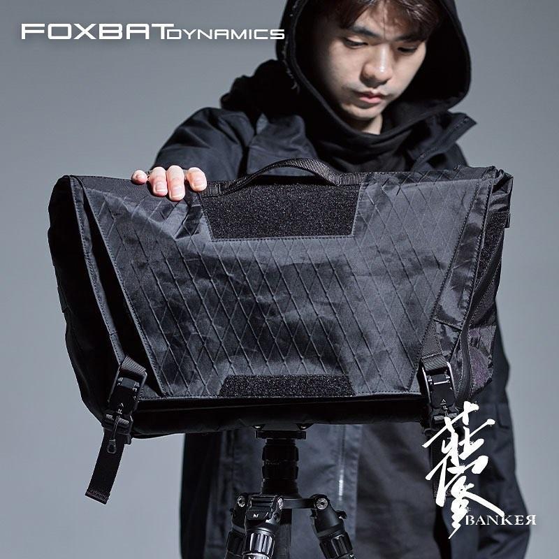 フォックスバット x-pac コブラ メッセンジャーバッグ acronym フォックスバット x-pac コブラ メッセンジャーバッグ acronym