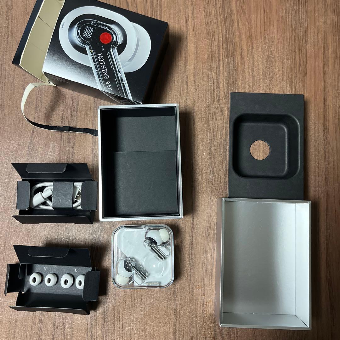 祝開店!大放出セール開催中】 Nothing Ear (1) 完全ワイヤレス