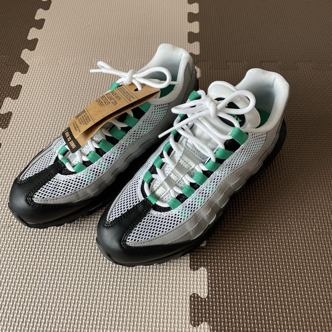ナイキ エアマックス 95 スニーカー AIR MAX 95 STADIUM GREEN Nike's Air Max 95 'Stadium Green' is just like the original