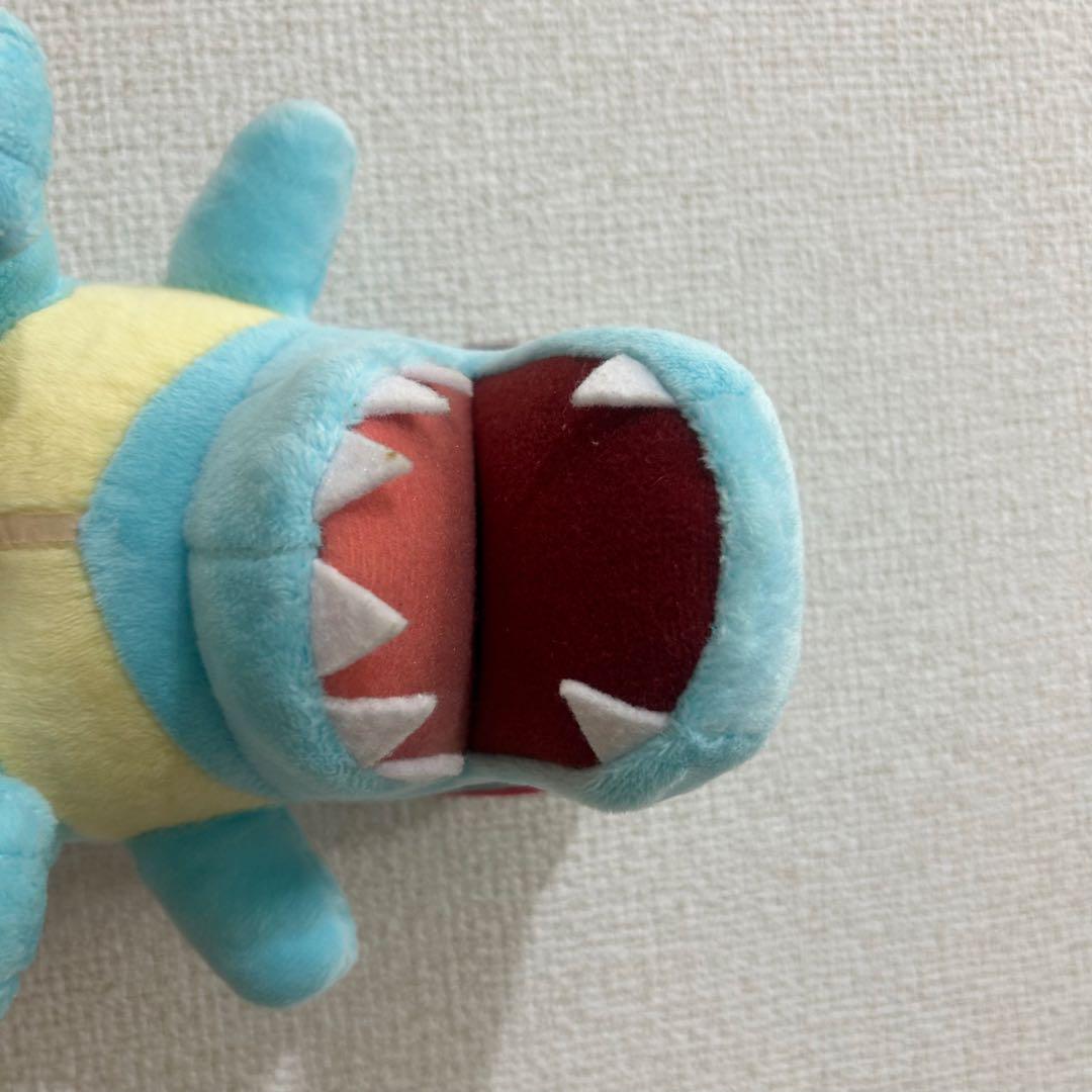 【限定希少品】スーパーひみつきちのワニノコドール　Pokemonポケモンセンター