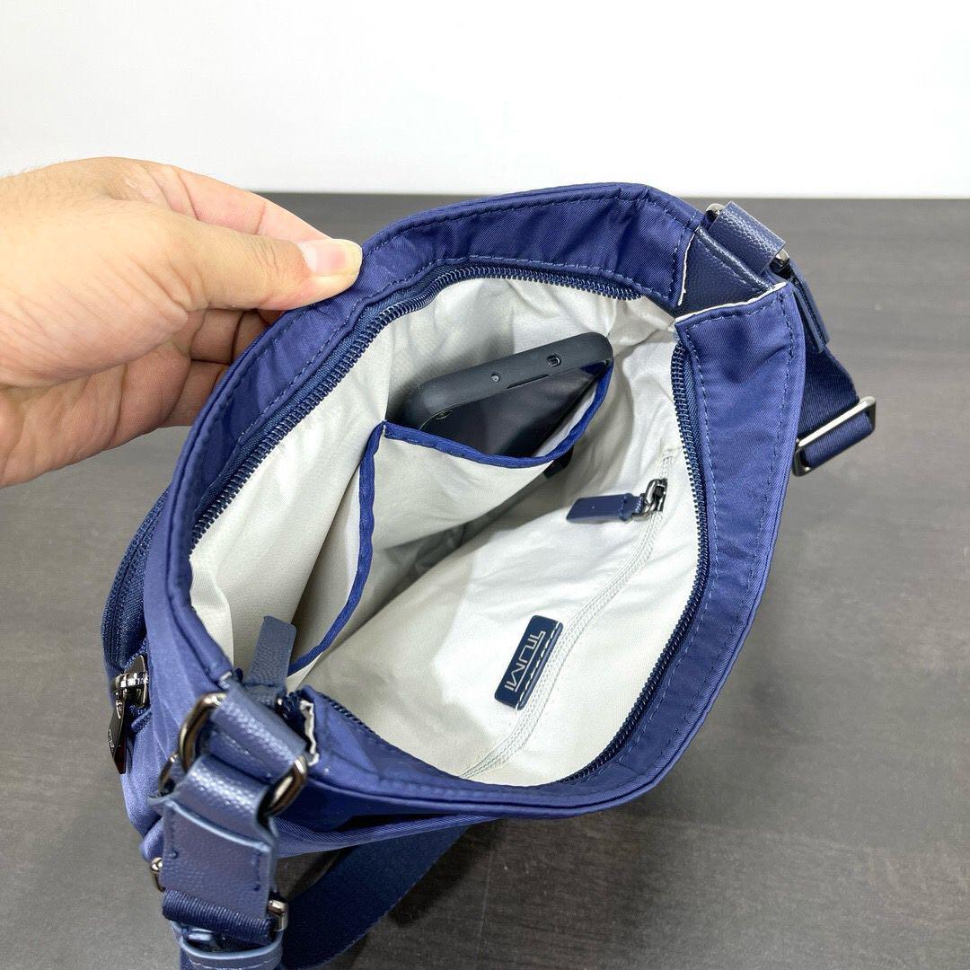 TUMI VOYAGEUR 「テイラー」クロスボディ196616 インディゴ新品