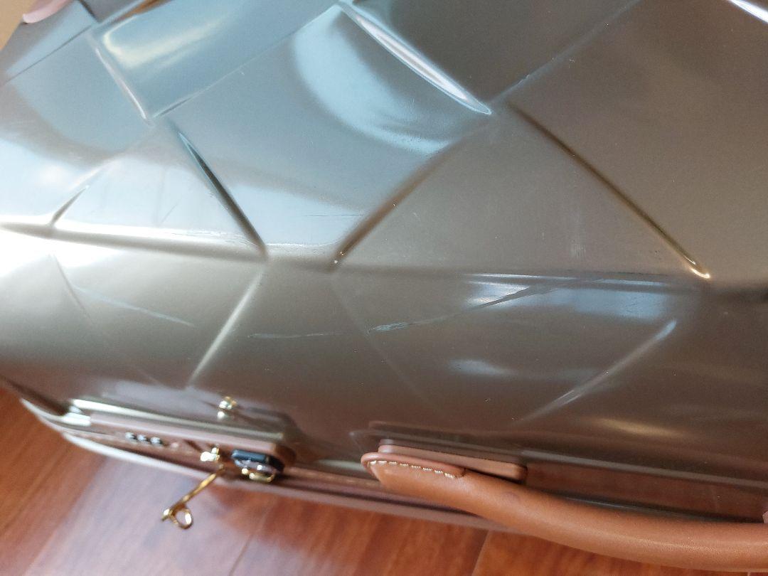海外用スーツケース　大型　100L ストラティック