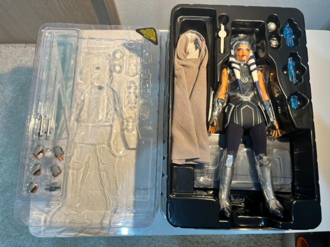 ホットトイズ1／6スターウォーズ アソーカタノ