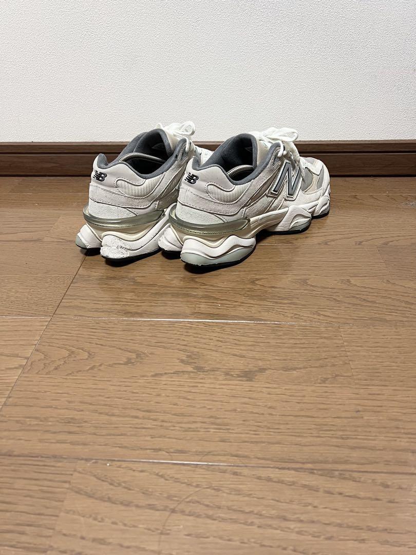 New Balance U9060グレー/ホワイト