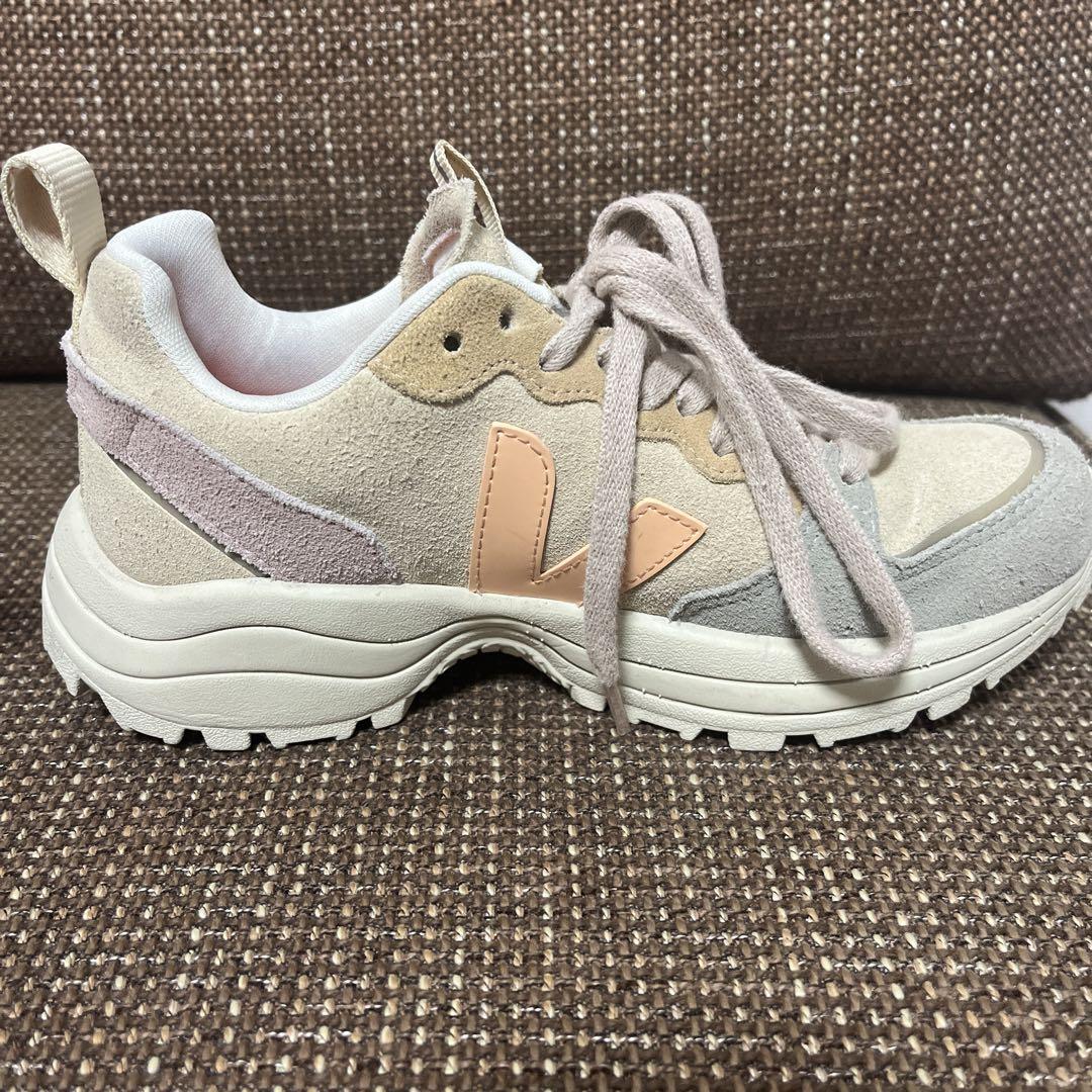VEJA スニーカー　VENTURI  23cm