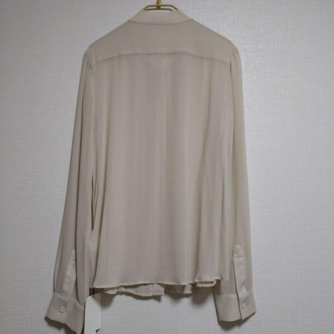 選ぶなら 長袖シャツ セオリー 未着用タグ付】Theory シルク100％ メルカリ - トップス