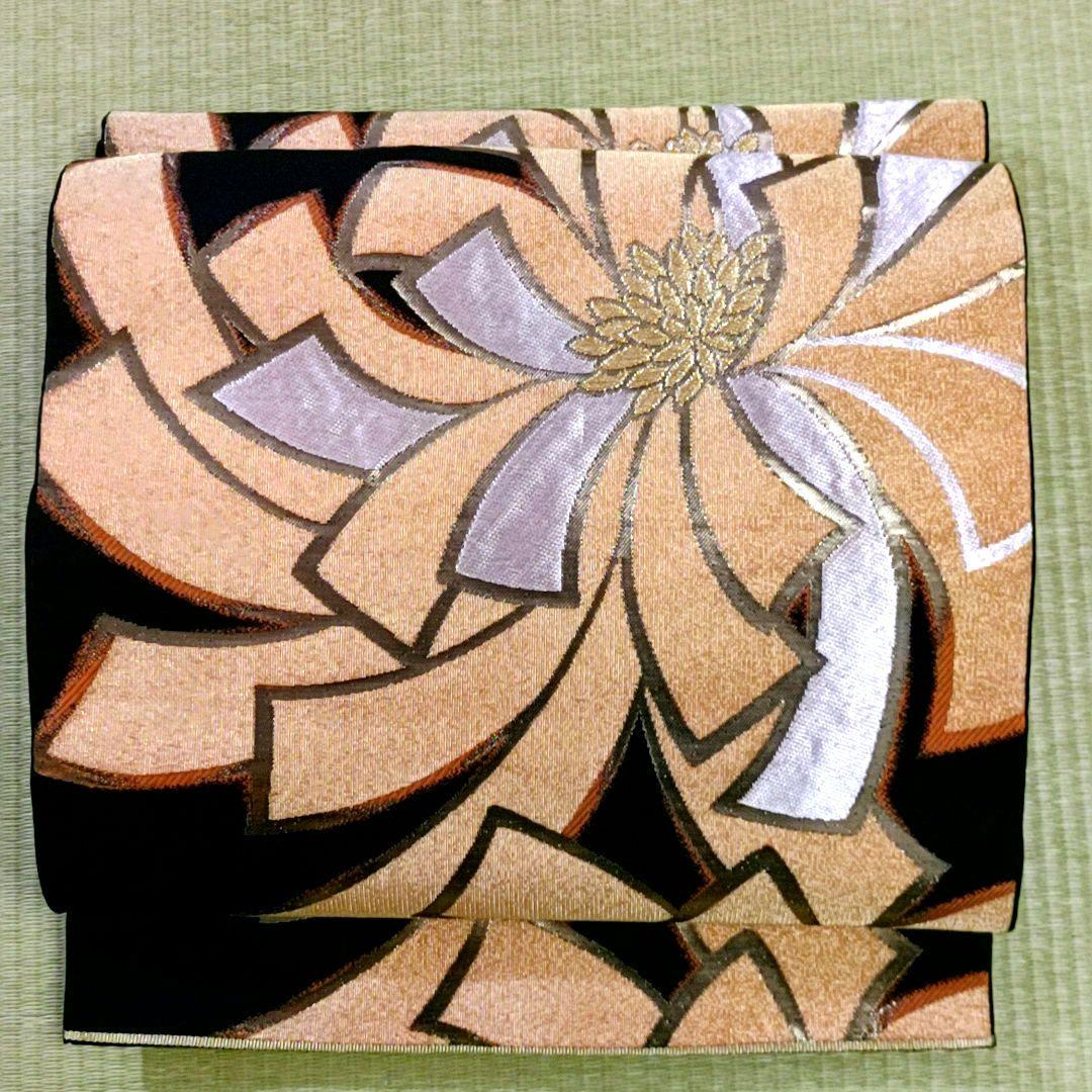 正絹袋帯 乱れ菊 六通 織り出し刺繍 - メルカリ