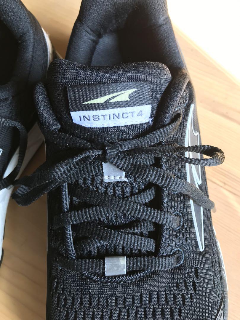 未使用　良品　altra instinct 4 メンズ25.0cm us7