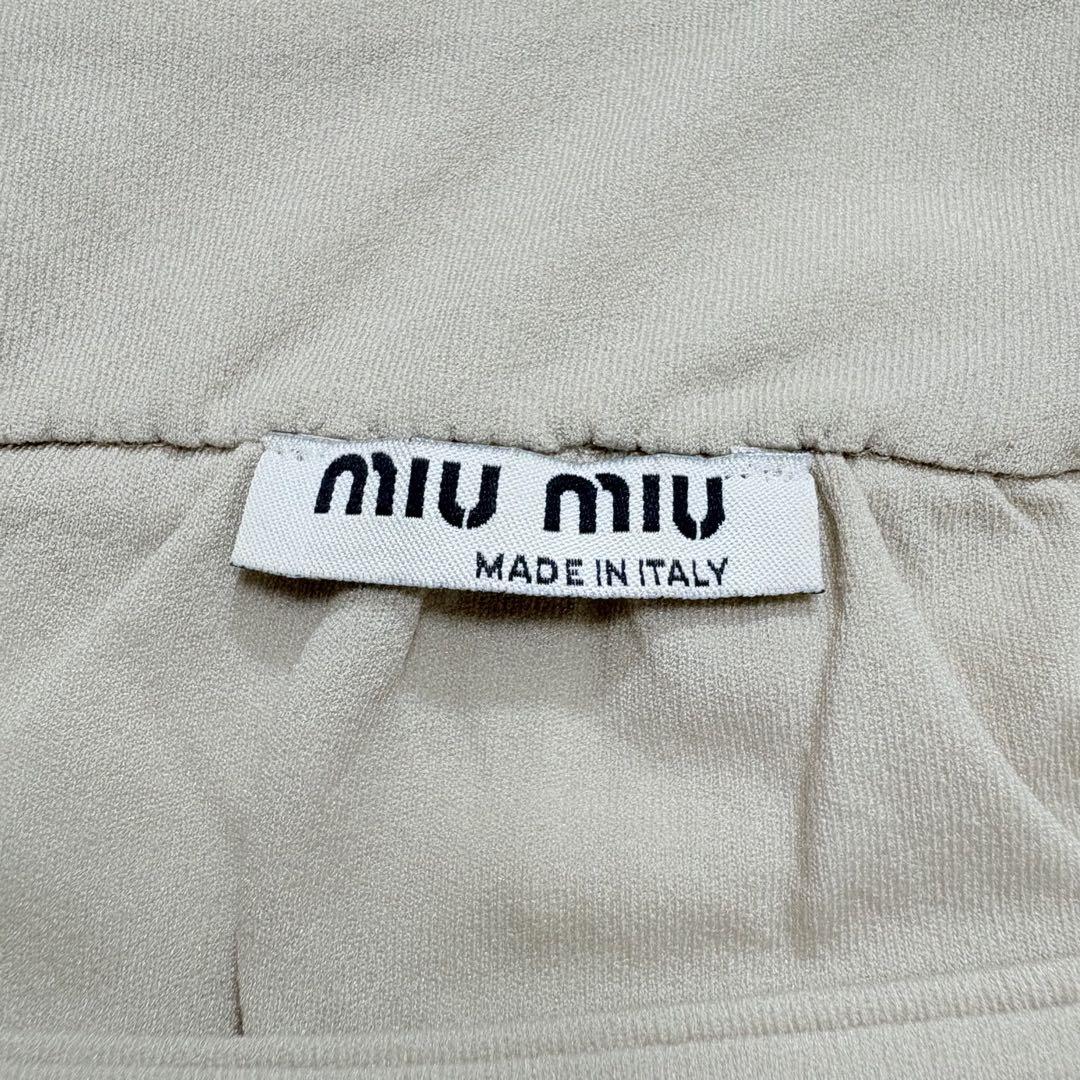 miu miu タンクトップ　ギャザー　ストレッチ　伸縮　クロップド丈　L miu miu タンクトップ ギャザー ストレッチ 伸縮 クロップド丈 L