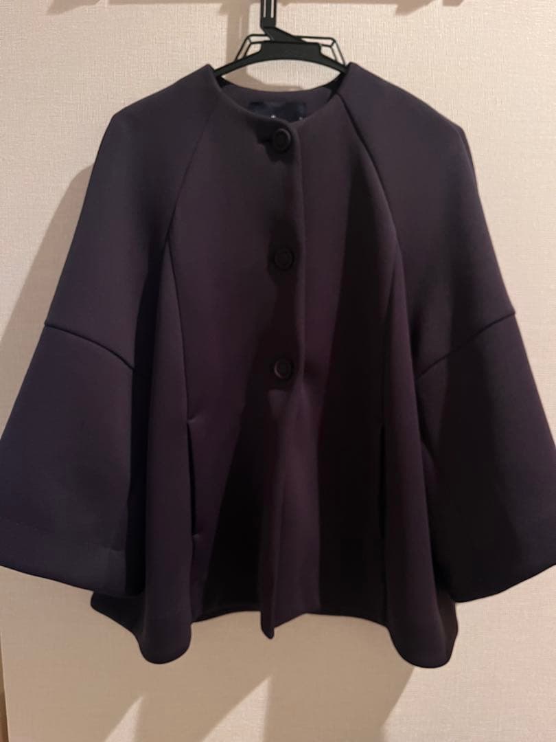 美品⭐︎Sono マシュマロショートコート ネイビー 美品⭐︎Sono マシュマロショートコート ネイビー