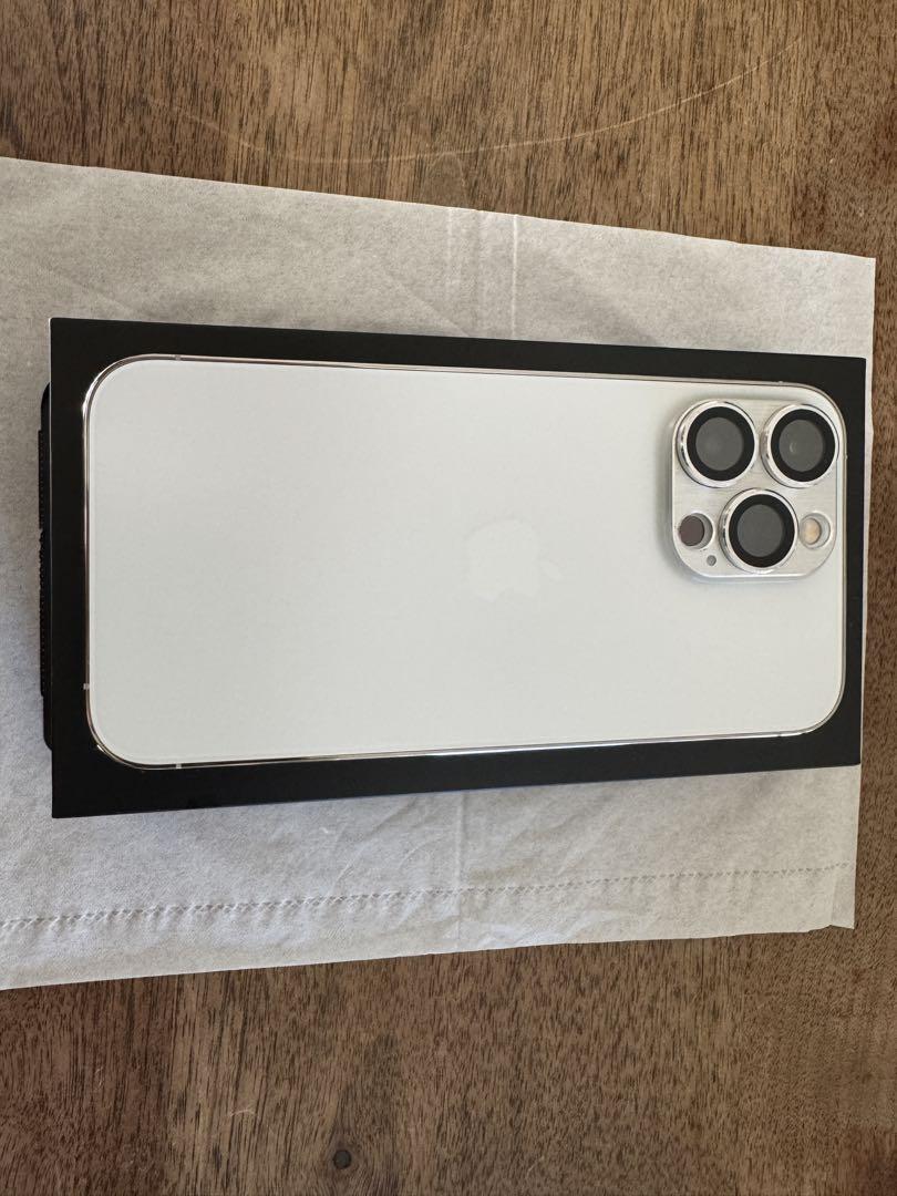 Apple iPhone 13 Pro シルバー　中古美品