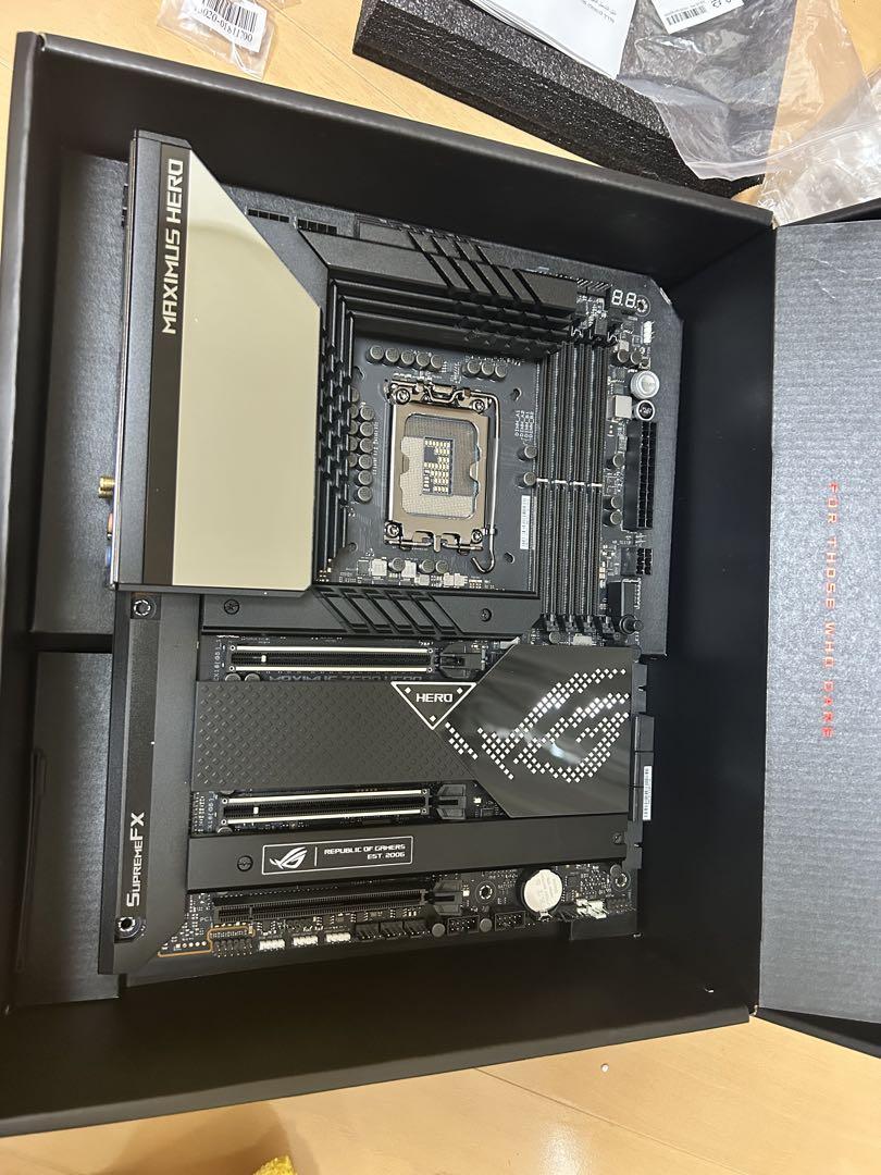 ROG MAXIMUS Z690 HERO マザーボード