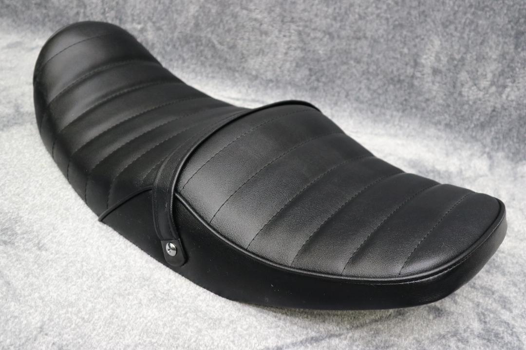 ZRXⅡ　タックロール　シート　黒　皮　/　あんこ抜き　完成品　ZR４００E
