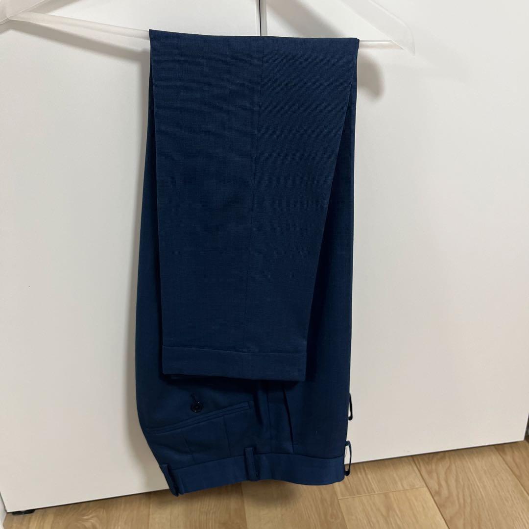 【美品】ネイビー　スーツ　スリーピース　difference