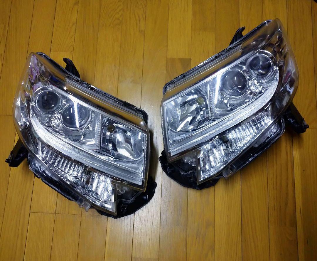 la600s ヘッドライト