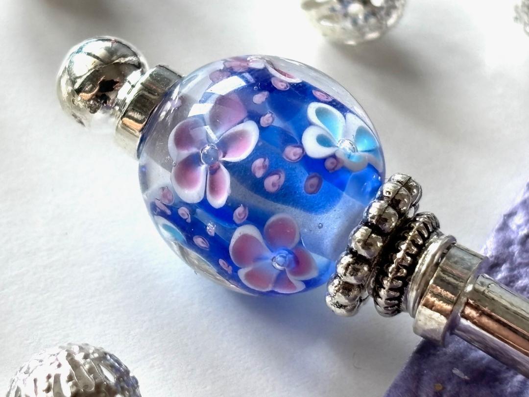 かんざし　水色とピンクの花のとんぼ玉　一本挿し　一本簪　涼しげ　夏　青