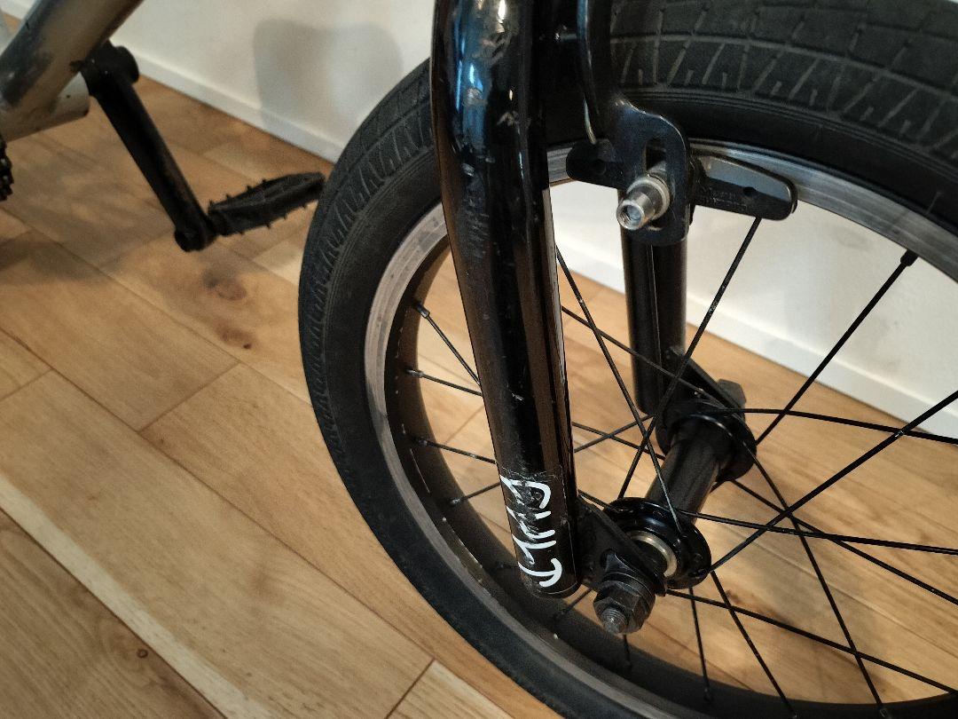 BMX 16インチ cult